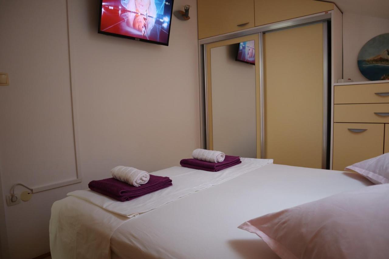 Apartments Iva Und Franka Omiš Eksteriør billede