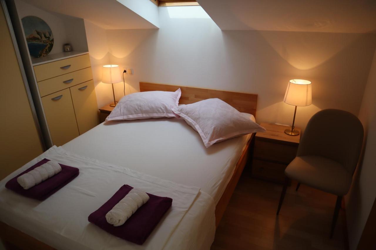 Apartments Iva Und Franka Omiš Eksteriør billede