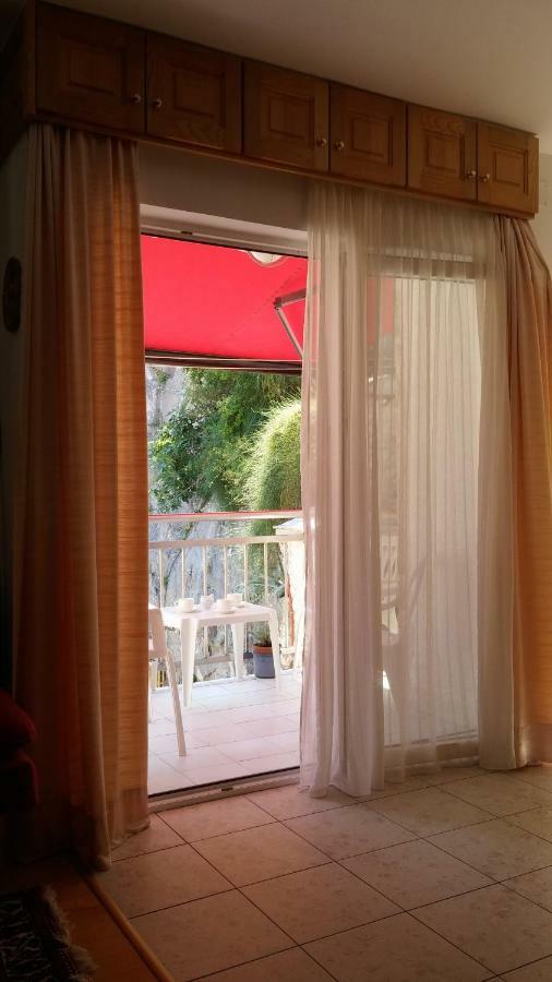 Apartments Iva Und Franka Omiš Eksteriør billede